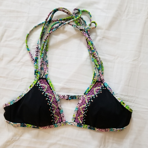 Bundle 2 Bikini Tops Victoria's Secret Size Small - Picture 4 of 12